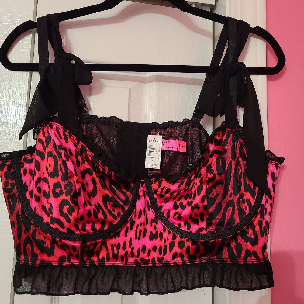 NWT SZ 1 Betsey Johnson x Torrid Hot Pink Leopard Print